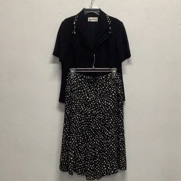 Danny & Nicole Skirt Set - Picture 1 of 9